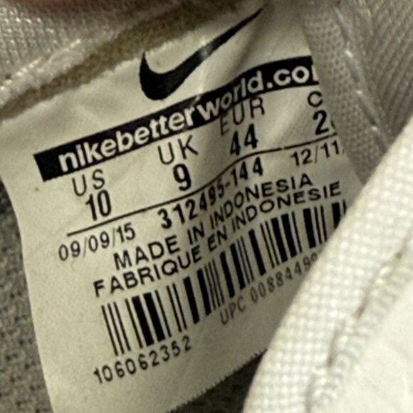 Rare Nike Tennis Sneakers - Picture 8 of 9